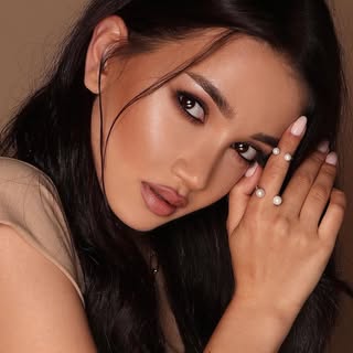 ElenaAznavuryan